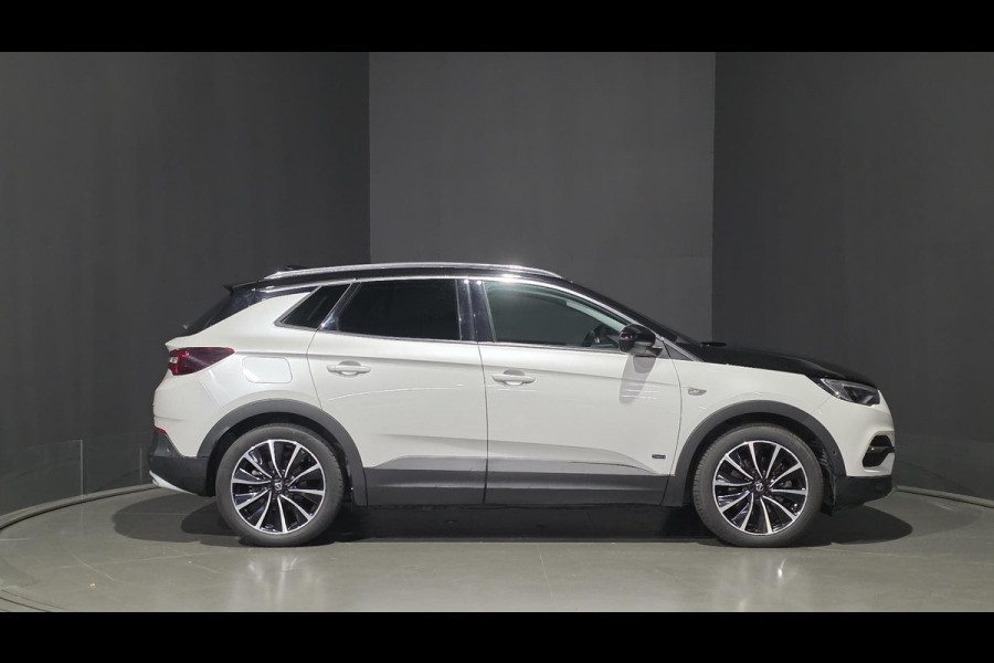 Opel Grandland X 1.6 Turbo Ultimate | Leder | Camera | Navi | PHEV | Stoelkoeling