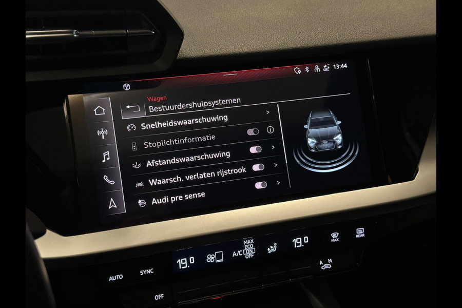 Audi A3 Sportback 40 TFSI e 3X S-Line|PANORAMA|KEYLESS