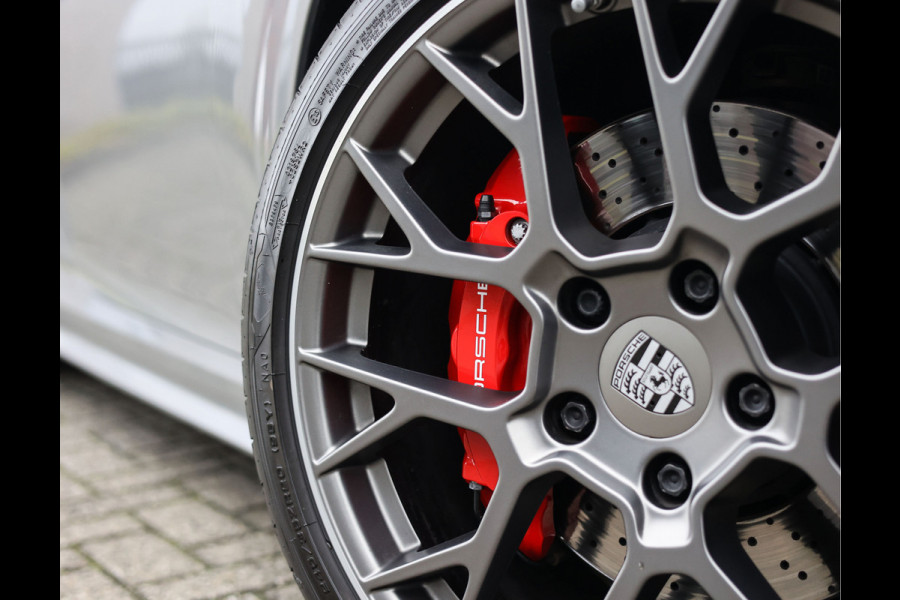 Porsche 911 Cabrio 3.0 Carrera 4 S | Chrono - Lift - 360 -