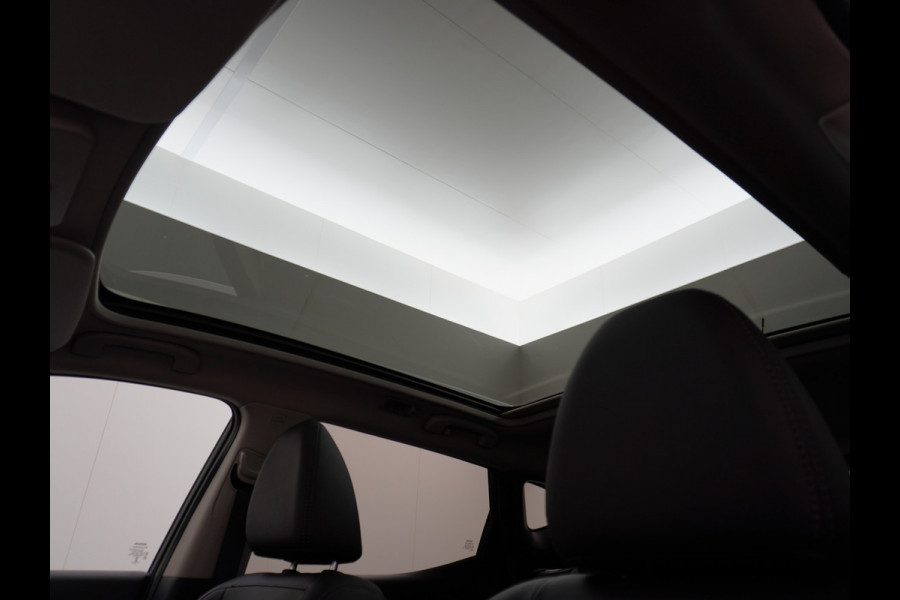 Nissan QASHQAI DIG-T 116PK AUT. Pano-Dak Leer+Elektr.+Verwarmd 360°Camera Automaat Navi TrekhaakPdc Tekna Lmv Led Stoelverwarming Bluetooth Isofix Origineel Nederlandse Auto