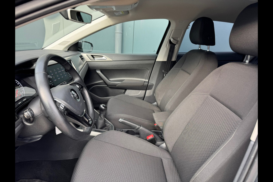 Volkswagen Polo 1.0 MPI Comfortline * Carplay * Cruise Control * Getint Glas *