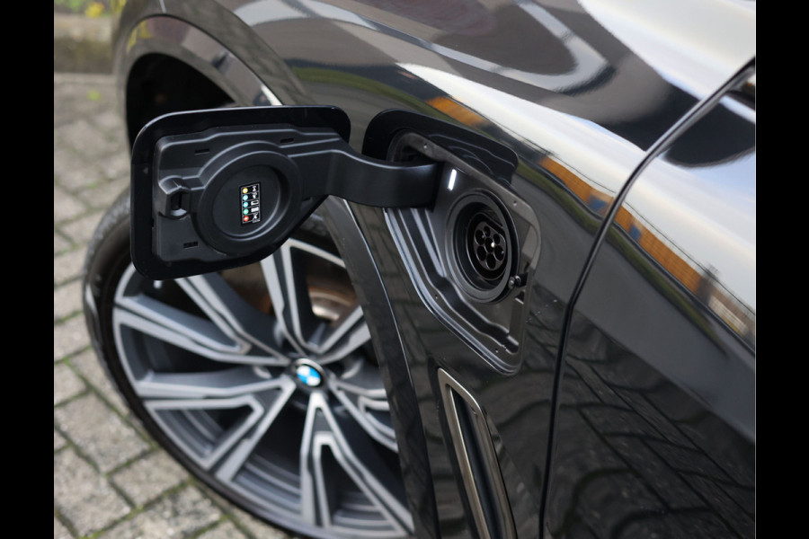 BMW X5 45e xDrive | Sky - HUD - Vol leder - Massage