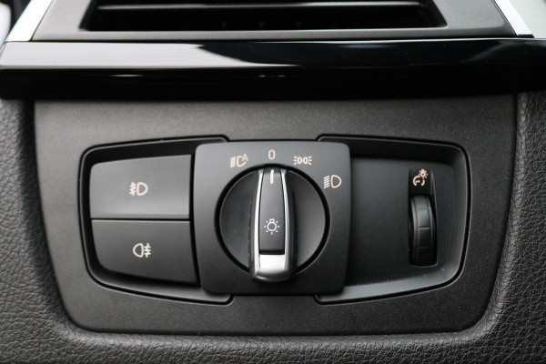 BMW 4 Serie Gran Coupé 418i Executive Edition Climate, Camera, Cruise, Navigatie, Trekhaak, Standkachel, DAB, LED, 18''