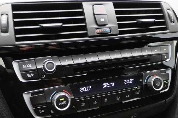 BMW 4 Serie Gran Coupé 418i Executive Edition Climate, Camera, Cruise, Navigatie, Trekhaak, Standkachel, DAB, LED, 18''