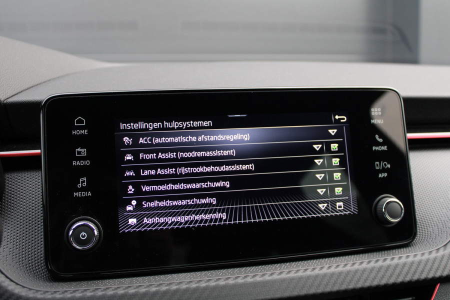 Škoda SCALA 1.5 TSI Monte Carlo | BTW | PANO | STOEL+STUURVERWARMING | ACC | CAMERA |