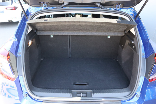 Renault Captur 1.3 TCe 140PK Intens Navigatie/Trekhaak/Camera/18-Inch