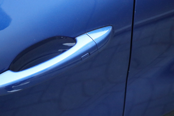 Renault Captur 1.3 TCe 140PK Intens Navigatie/Trekhaak/Camera/18-Inch