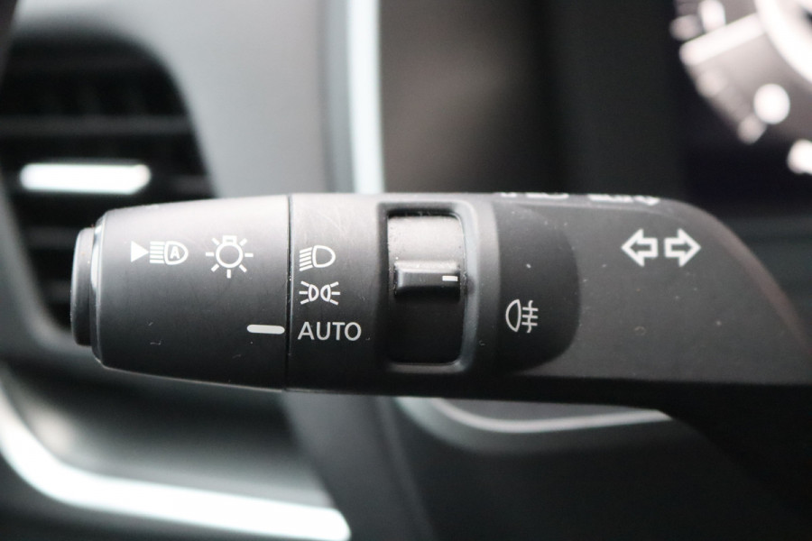 Nissan QASHQAI 1.3DIG-T MHEV 158PK Automaat N-Connecta Panoramadak/Winter-pack/Elektr.-klep/Head-Up/Adapt.-cruise