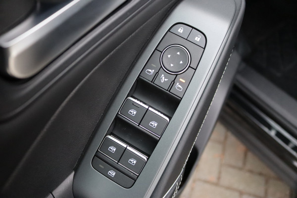 Nissan QASHQAI 1.3DIG-T MHEV 158PK Automaat N-Connecta Panoramadak/Winter-pack/Elektr.-klep/Head-Up/Adapt.-cruise