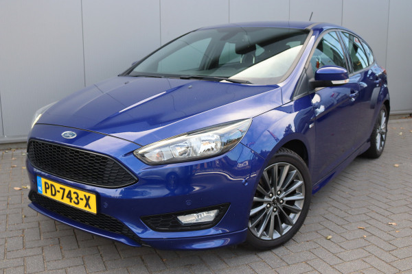 Ford Focus 1.5 EcoB. 150PK ST-Line Carplay-android/Parkeerhulp/Cruise-control/Nieuwe-distributieriem