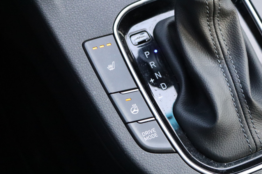 Hyundai i30 Wagon 160PK T-GDi Hybrid Automaat Comfort Navigatie/Camera/Parkeerhulp/Winter-pack