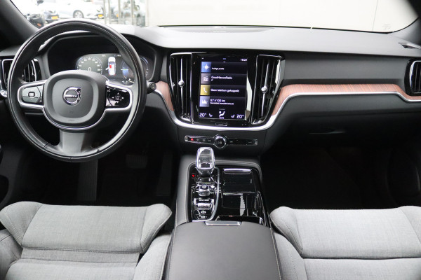 Volvo V60 2.0 T8 390PK Recharge AWD Inscription Trekhaak-2000KG/360-camera/Winter-pack/Memory-stoel