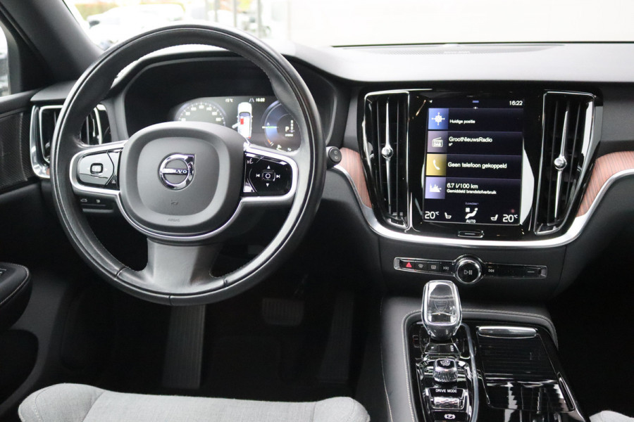 Volvo V60 2.0 T8 390PK Recharge AWD Inscription Trekhaak-2000KG/360-camera/Winter-pack/Memory-stoel
