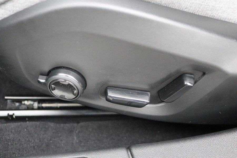 Volvo V60 2.0 T8 390PK Recharge AWD Inscription Trekhaak-2000KG/360-camera/Winter-pack/Memory-stoel