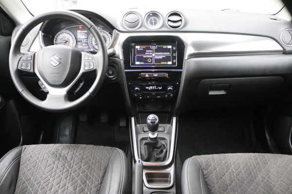 Suzuki Vitara 1.4 Boosterjet 140PK Stijl Camera/Navigatie/Stoelverwarming/Adaptive-cruise
