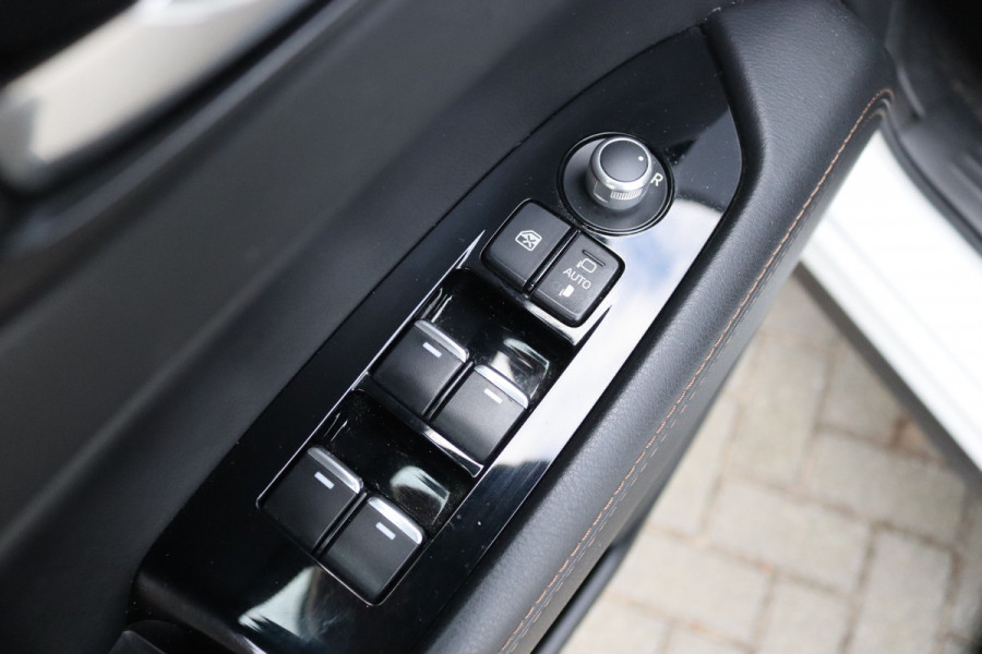 Mazda CX-5 2.5 SkyActiv-G 195PK 4WD Automaat Trekhaak-2000KG/Leder/Camera/Winter-pack