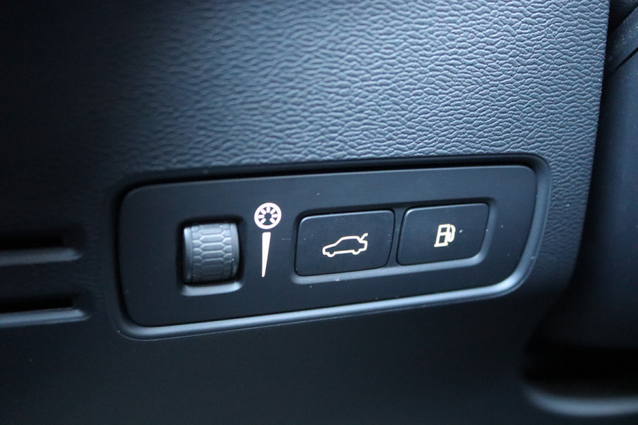 Volvo XC40 1.5 T5 PHEV Recharge Inscription Leder/360-camera/Carplay-android/Keyfree