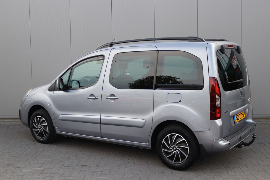 Peugeot Partner Tepee 1.2 PureT. 110PK Allure Trekhaak/Navigatie/Camera/Parkeerhulp