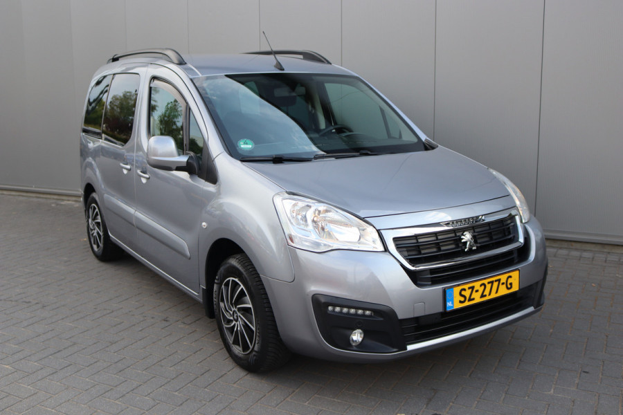 Peugeot Partner Tepee 1.2 PureT. 110PK Allure Trekhaak/Navigatie/Camera/Parkeerhulp