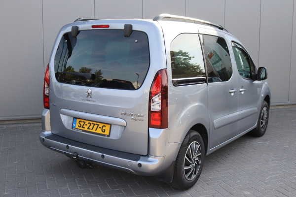 Peugeot Partner Tepee 1.2 PureT. 110PK Allure Trekhaak/Navigatie/Camera/Parkeerhulp