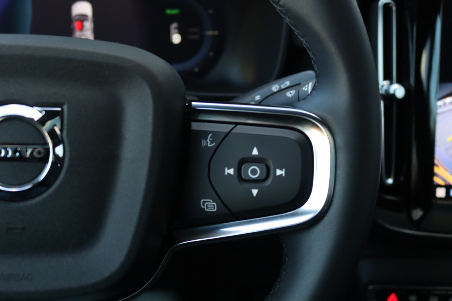 Volvo C40 Recharge Core 69 kWh 232PK Winterpack/Camera/Panoramadak/Cruise-Control