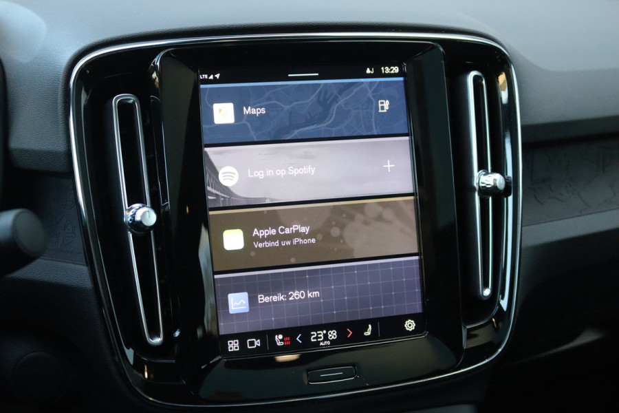 Volvo C40 Recharge Core 69 kWh 232PK Winterpack/Camera/Panoramadak/Cruise-Control