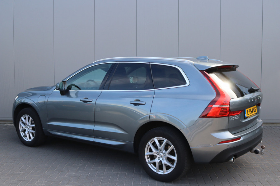 Volvo XC60 2.0 T8 Twin Engine AWD Momentum Pro Open-dak/Trekhaak/Camera/Leder/Carplay-android