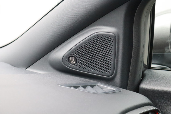 Ford Puma 125PK EcoB. Hybrid ST-Line X Navigatie/Camera/Elektr.-klep/Parkeerhulp