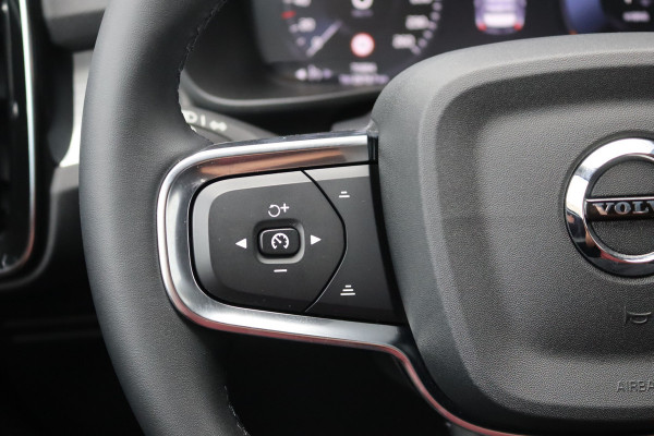 Volvo XC40 1.5 T4 PHEV Recharge Inscription Expr. Carplay-android/Parkeerhulp/Elektr.-klep