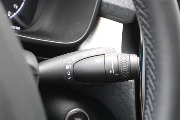 Volvo XC40 1.5 T4 PHEV Recharge Inscription Expr. Carplay-android/Parkeerhulp/Elektr.-klep