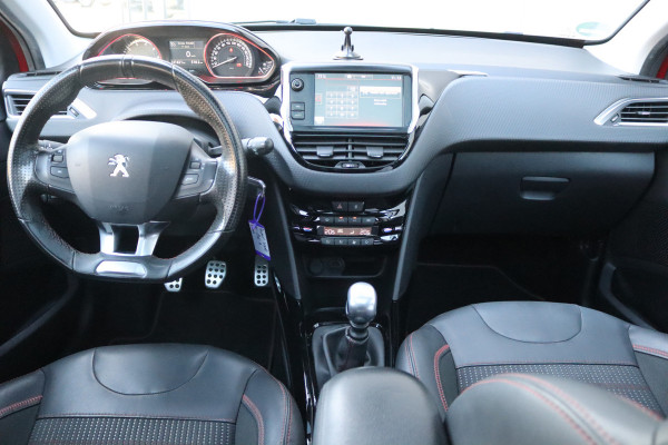 Peugeot 2008 1.2 PureT. 130PK GT-line 1-ste-eigenaar/Trekhaak/Panoramadak/Camera/Carplay-android