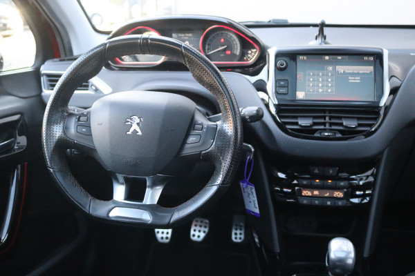 Peugeot 2008 1.2 PureT. 130PK GT-line 1-ste-eigenaar/Trekhaak/Panoramadak/Camera/Carplay-android