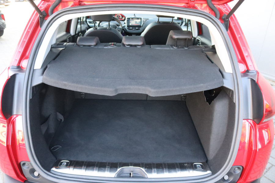 Peugeot 2008 1.2 PureT. 130PK GT-line 1-ste-eigenaar/Trekhaak/Panoramadak/Camera/Carplay-android