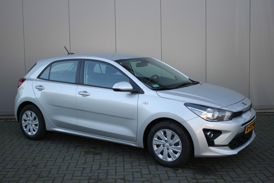 Kia Rio 1.2I 83PK ComfortLine Airco/Bluetooth/Parkeerhulp/Stoelverwarming