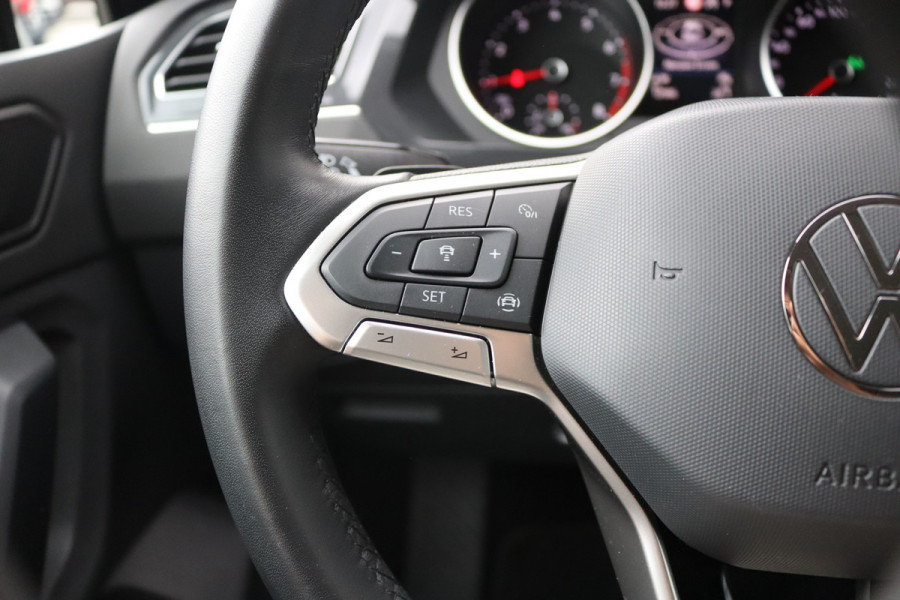 Volkswagen Tiguan 1.5 TSI 150PK Automaat Life Navigatie/Camera/Stoelverwarming/Keyless