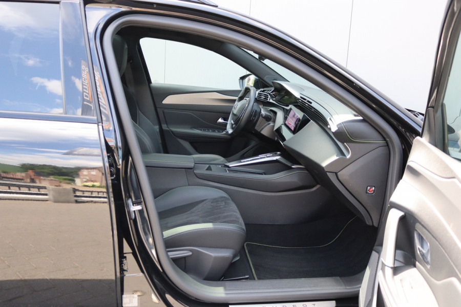 Peugeot 308 SW 1.6 Plug-in Hybrid PHEV 180PK GT Open-dak/Winter-pack/Matrix-LED/Keyfree