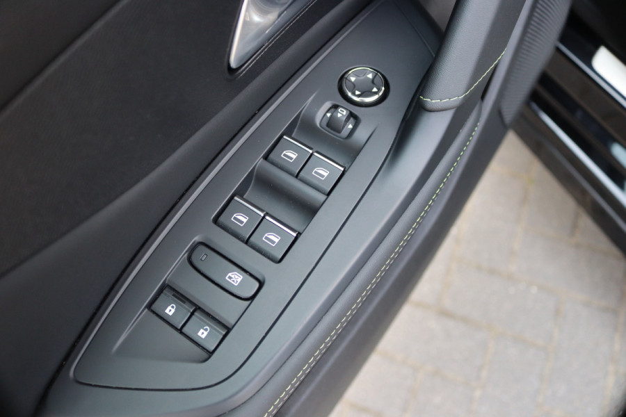 Peugeot 308 SW 1.6 Plug-in Hybrid PHEV 180PK GT Open-dak/Winter-pack/Matrix-LED/Keyfree