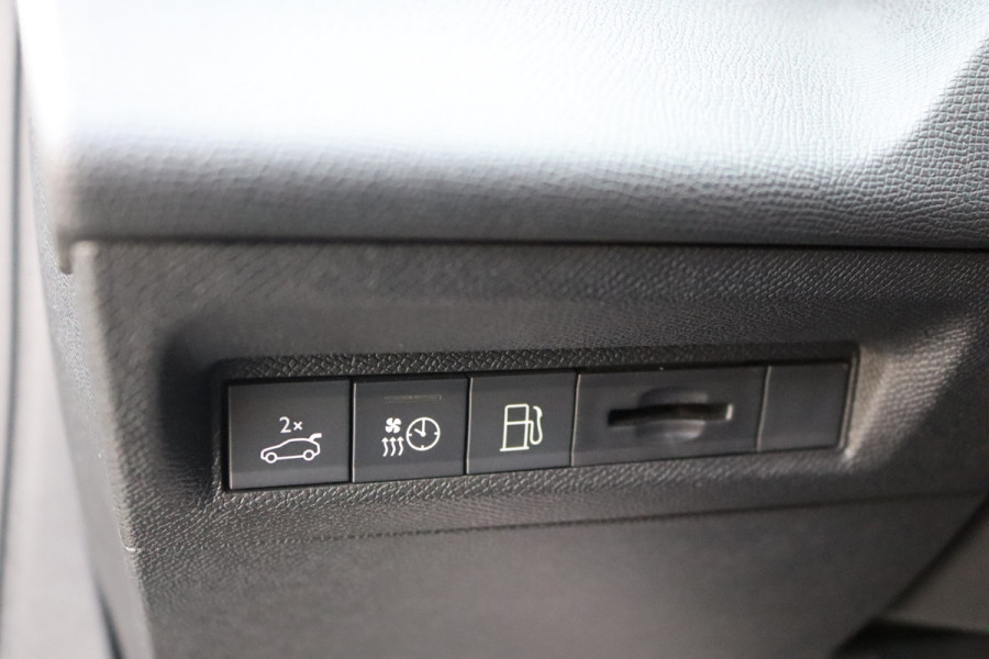 Peugeot 308 SW 1.6 Plug-in Hybrid PHEV 180PK GT Open-dak/Winter-pack/Matrix-LED/Keyfree