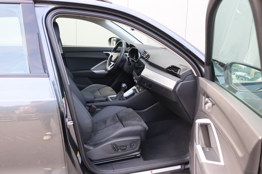 Audi Q3 45 TFSI e PHEV S-line Carplay-android/Camera/Memory-stoel/Stoelverwarming/Keyfree/Full-LED