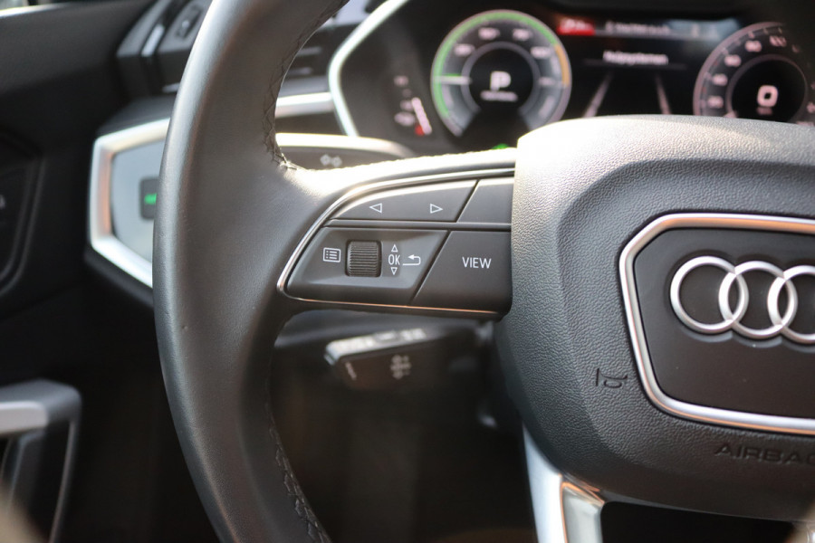 Audi Q3 45 TFSI e PHEV S-line Carplay-android/Camera/Memory-stoel/Stoelverwarming/Keyfree/Full-LED