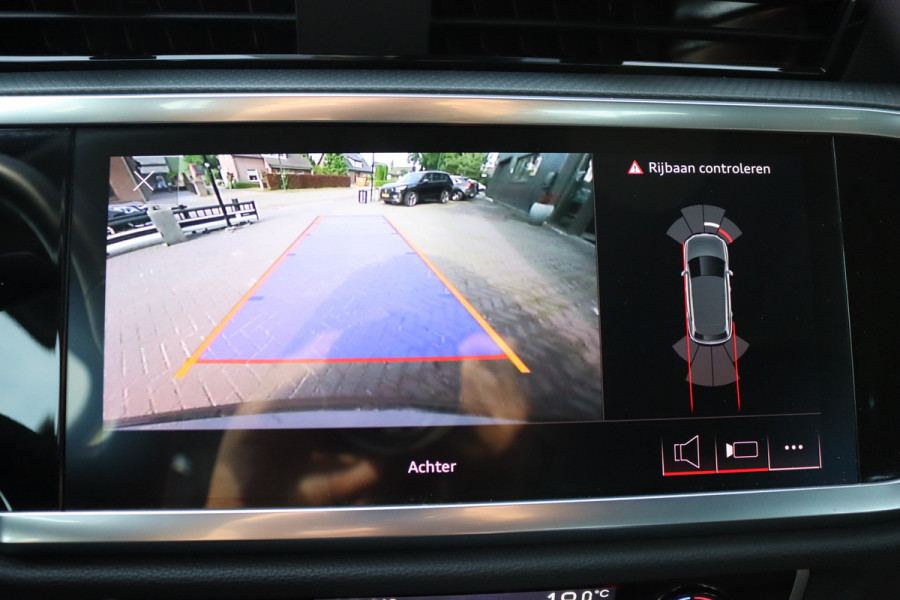 Audi Q3 45 TFSI e PHEV S-line Carplay-android/Camera/Memory-stoel/Stoelverwarming/Keyfree/Full-LED