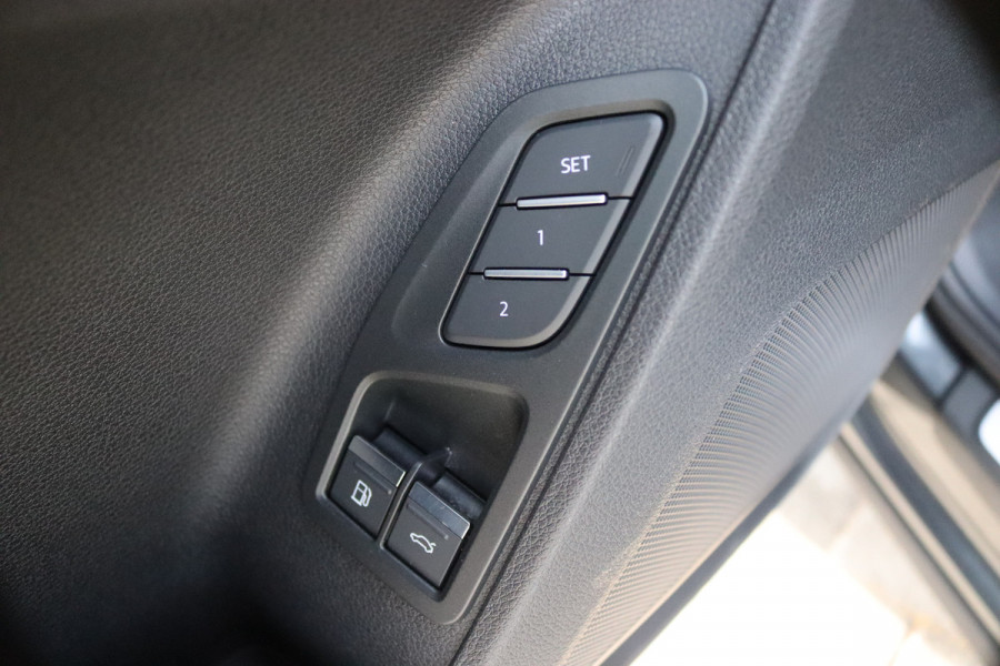 Audi Q3 45 TFSI e PHEV S-line Carplay-android/Camera/Memory-stoel/Stoelverwarming/Keyfree/Full-LED