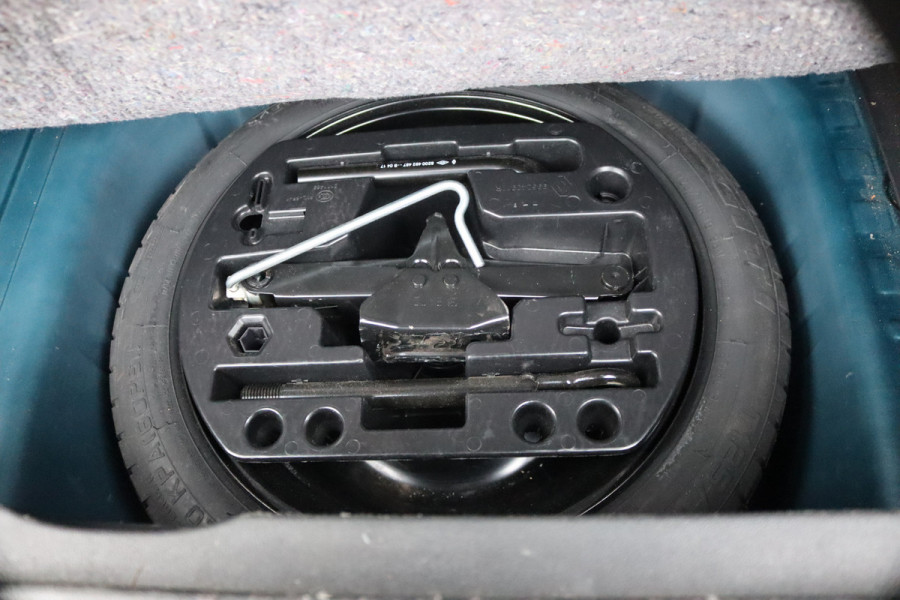 Renault Captur 1.2 TCe 120PK Automaat Intens Trekhaak/Camera/Parkeerhulp/Navigatie