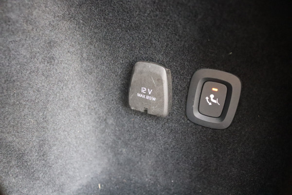 Volvo V60 2.0 T8 390PK Recharge AWD Inscription Trekhaak-2000KG/360-camera/Pano-dak/Winter-pack/Memory-stoel