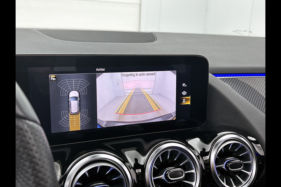 Mercedes-Benz B-Klasse 180 Business Solution AMG Panoramadak | Lichtmetalen velgen | MBUX  wide screen | navigatie | Parking support | Sfeerverlichting | Inclusief 24 maanden MB Certified garantie voor Europa.