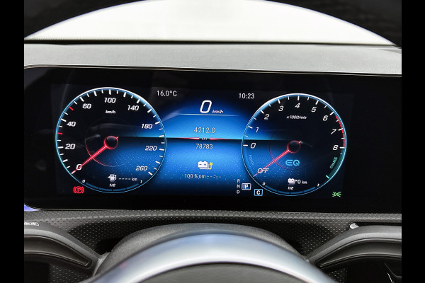 Mercedes-Benz A-Klasse 250 e Business Solution AMG Limited 5 Spaaks lichten metalen | MBUX wide screen | Navigatie | Parking support met camera achter | Inclusief 24 maanden MB Certified garantie voor Europa.