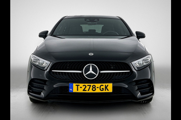 Mercedes-Benz A-Klasse 250 e Business Solution AMG Limited 5 Spaaks lichten metalen | MBUX wide screen | Navigatie | Parking support met camera achter | Inclusief 24 maanden MB Certified garantie voor Europa.