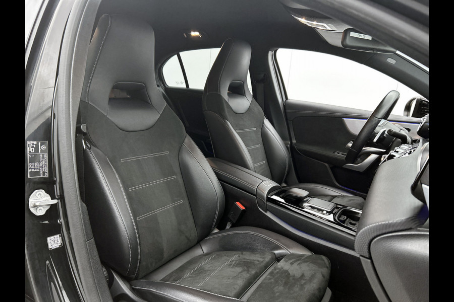 Mercedes-Benz A-Klasse 250 e Business Solution AMG Limited 5 Spaaks lichten metalen | MBUX wide screen | Navigatie | Parking support met camera achter | Inclusief 24 maanden MB Certified garantie voor Europa.