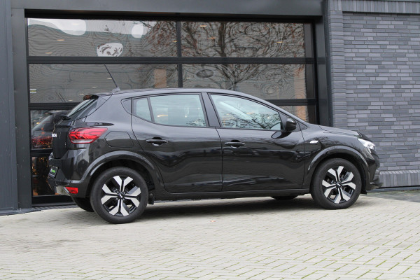 Dacia Sandero 1.0 TCe 90 Expression | BTW | AUTOMAAT | STOELVERWARMING | CAMERA |