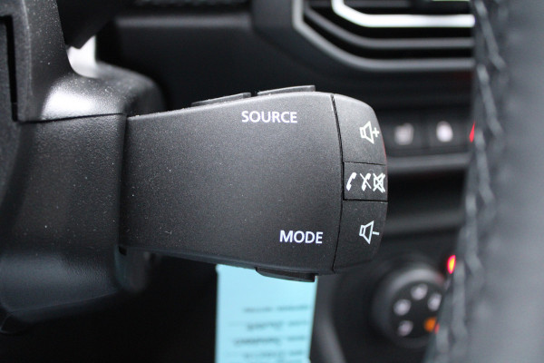 Dacia Sandero 1.0 TCe 90 Expression | BTW | AUTOMAAT | STOELVERWARMING | CAMERA |